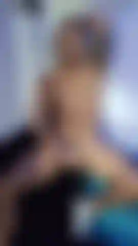 Lazy at home #latino #caliente #moreno