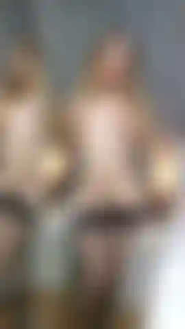 Provocando nudez sexy.