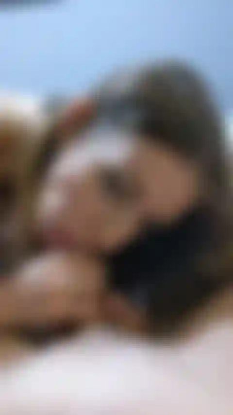 Deixando o pau dele tão duro.