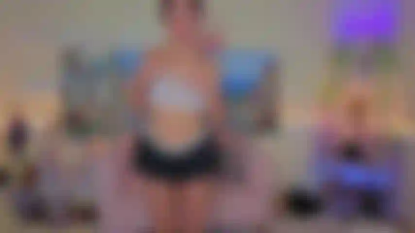 Adoro provocar com minha bunda.