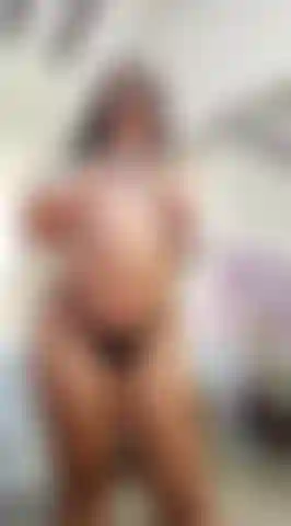 Meu corpo grande é para você, venha e aproveite.