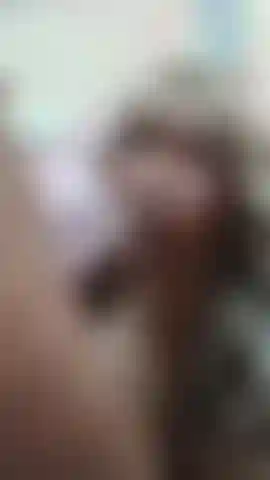 Adolescente18+ com um bbc grosso fode minha garganta, me faz engasgar, e goza no meu rosto.