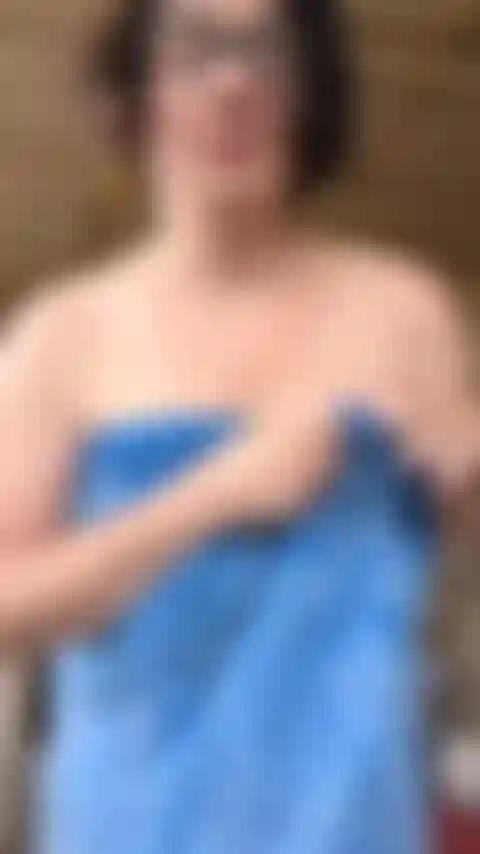 Nua provocando no meu pátio!