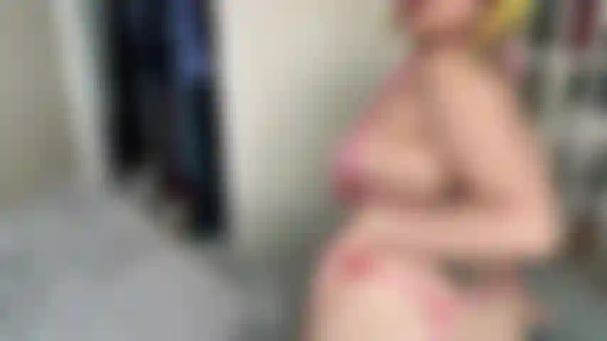 Foda buceta com vibrador.