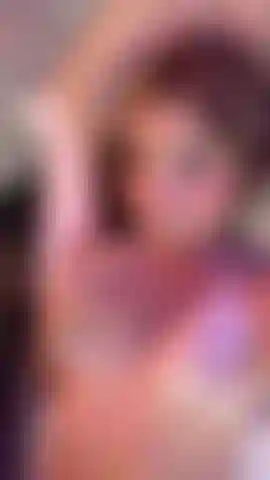 Deixe-me excitar você um pouco, espero que você me queira.