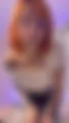 mmm teasing in jeans