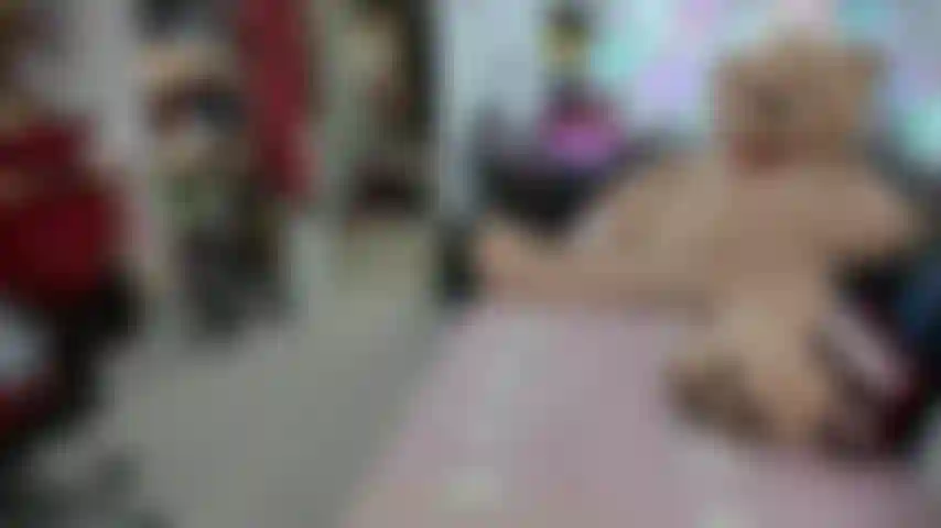 Desfile de moda esportiva - vestindo calças esportivas e mostrando minha bunda de perto! Show particular!