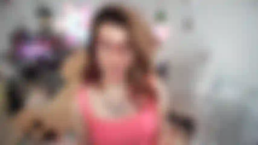 ( Vídeo pessoal)primeira história que estou lendo para vocês! Você me escreveu uma história muito suja sobre como você vai ... Foda minha buceta na escola com sua língua franca. Aproveite.