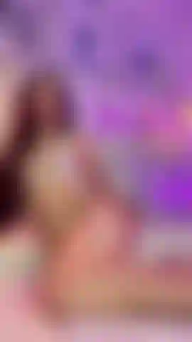 De lingerie ou nua, o que você acha?