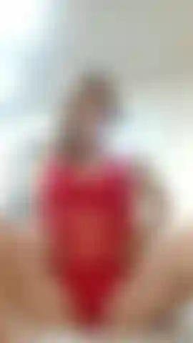 Do you like mature women and red lingerie?a sexy striptease