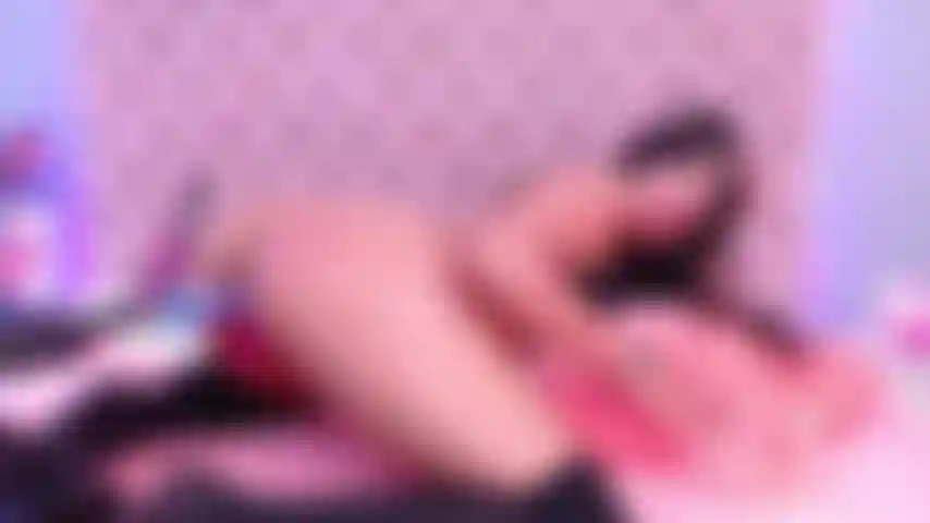 Fuckmachine, pau latejando na minha buceta.