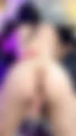 Uma máquina de foder cachorrinho.