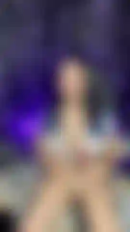 Sou uma pequena esguichadora.