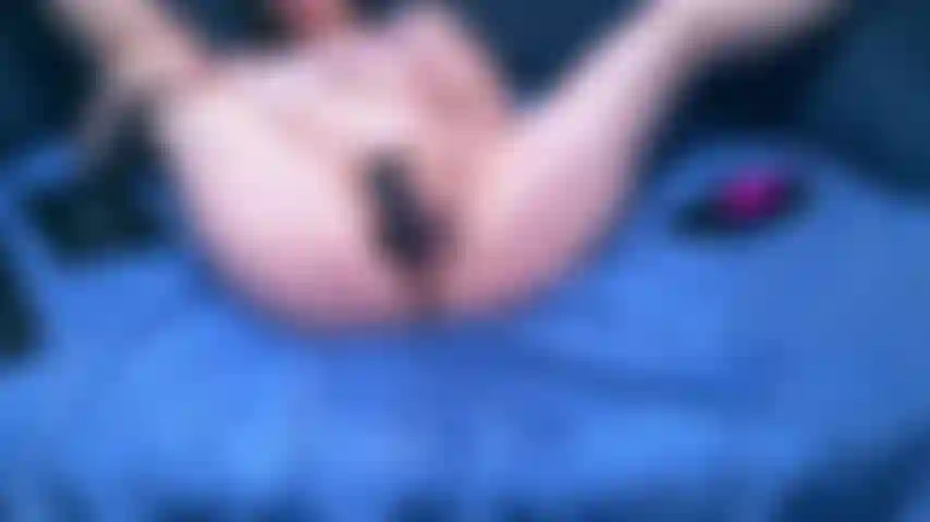 Bucetinha peluda fodendo, masturbação, anal, orgasmo.