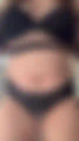 Strip tease in fishnet