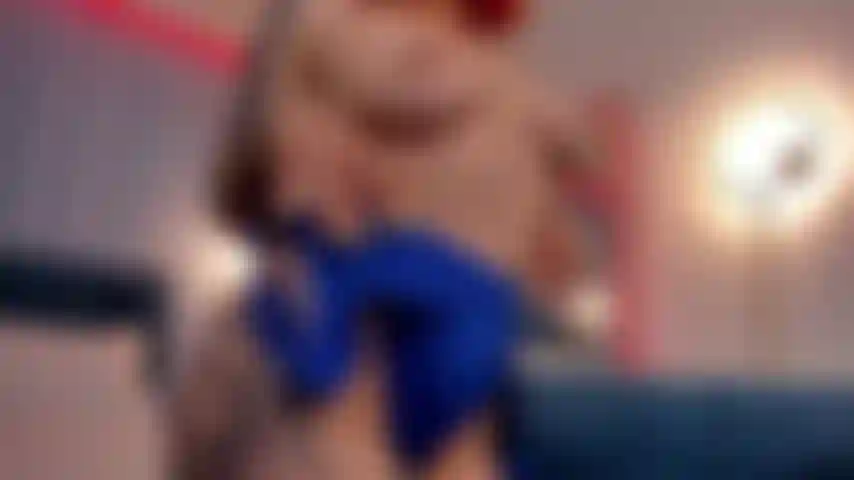 A_9_min_-_aceite,_plug,_vibes_y_glass.