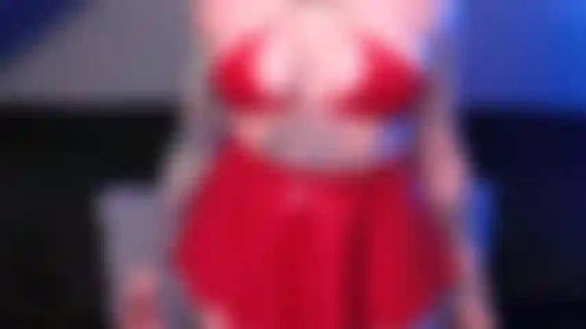 Transando com outros caras.