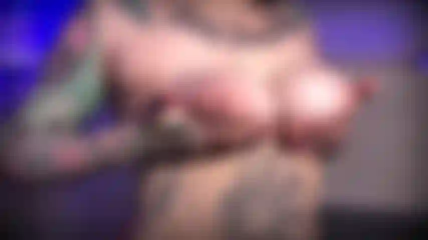 Adoração de tits para perdedores!