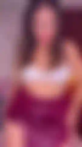 😏Deixe suas mãos explorarem meu corpo enquanto seus olhos apreciam cada movimento da minha bunda grande.🍑.