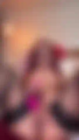 Between books and safe looks