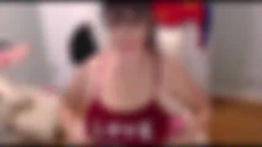 Sprays leitosos e masturbação também.