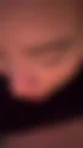 Dildo de vidro dentro do meu buraco do cu.