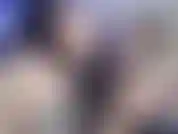 Fumando e esguichando em saltos pretos e boneca - eu pratico minha inalação francesa e anéis de fumaça em um espelho de dois ângulos. Aí eu coloco meu salto no espelho e faço minha bucetinha peluda esguichar!