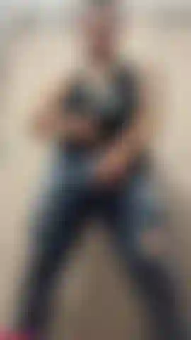 Rip my jeans so you can suck it!🤠