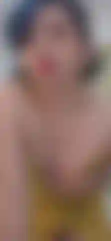 Yellow to brighten the day... and raise the temperature  A dress that hugs my body and lets confidence speak for itself. Sexy, confident and ready to conquer looks