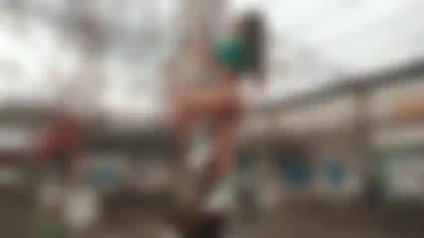 Uma garota esportiva.