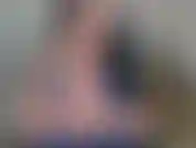 O vídeo é todo em francês - eu encorajo você a acariciar seu pau para meus seios grandes, lubrificá-los, provocá-lo e dedilhar minha boceta antes de implorar para você gozar em meus seios perfeitos.