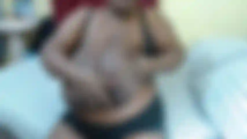 Para quem gosta de peitos grandes e leite, aqui está um vídeo ordenhando mais de 3 minutos e brincando com meus seios grandes.