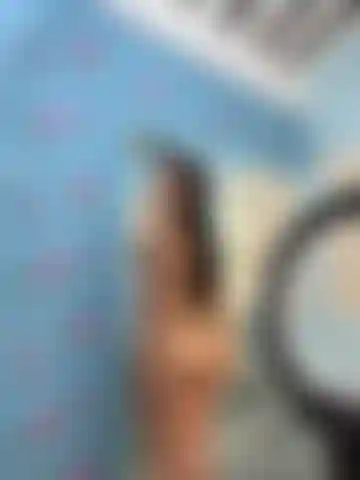 Small and just right for your hands, you are going to love my tits