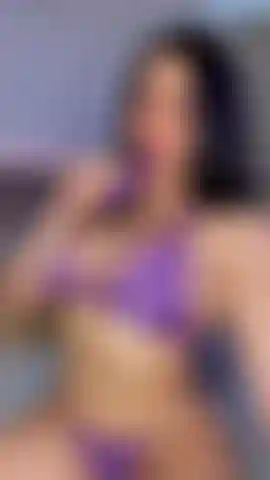Prazer em conhecê-la... Sou a mia!