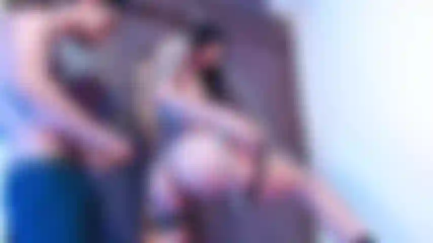 azotando y follandola muy divertido