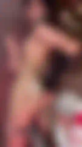 Leite na minha bunda.