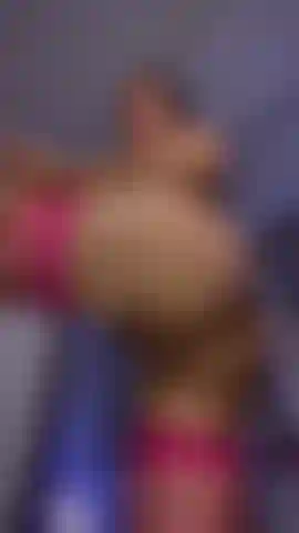 Deixa a marca das suas mãos na minha bunda grande.