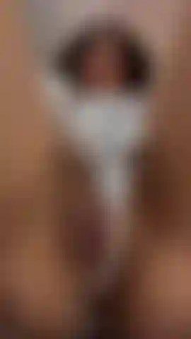 Vou limpar seu lindo rosto e colocar minha buceta nele você está pronto?