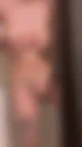 Tomo banho quente e sexy sozinha.