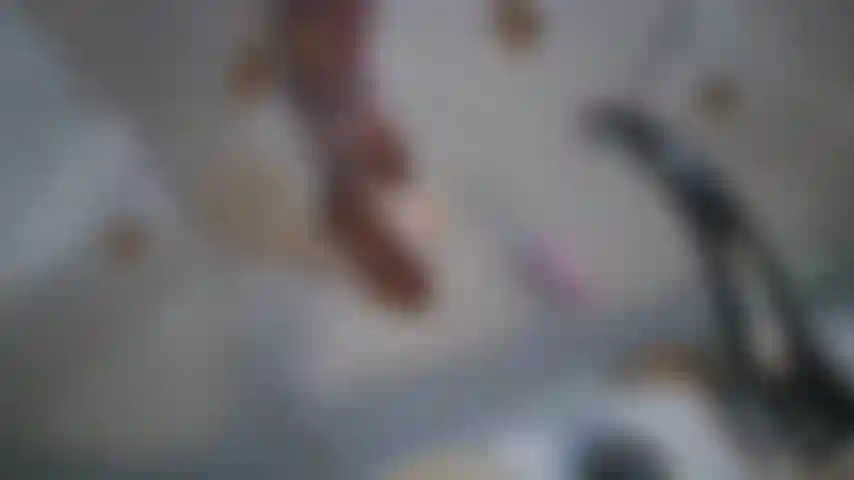 Estourando balões no meu salto aberto parte 1.