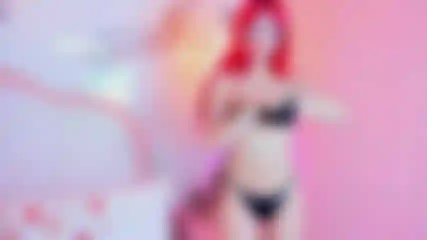 Foda minha buceta apertada com cara de ahegao.