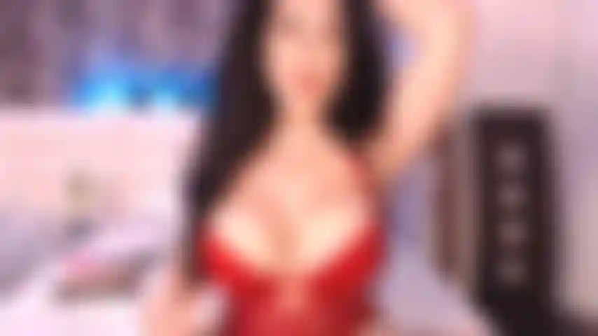 Curvas curvas curvas! Abrindo minha buceta bem aberta brincando com meu clitóris com um vibrador preto. Você quer ver como minha buceta está molhada?