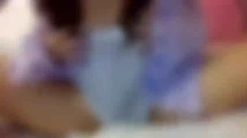 Conversa suja: estou com tanto tesão por você, foda minha buceta asiática apertada e molhada com seu pau duro.