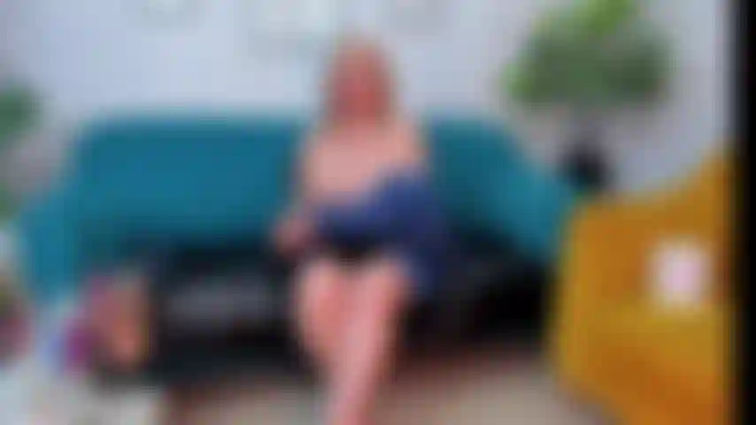 Me masturbando_no_sofá.