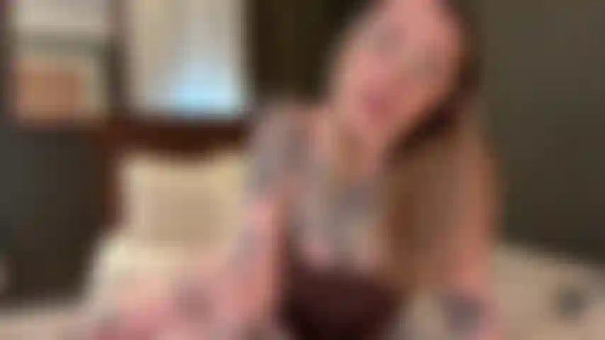 Viciada nos meus peidos de deusa.