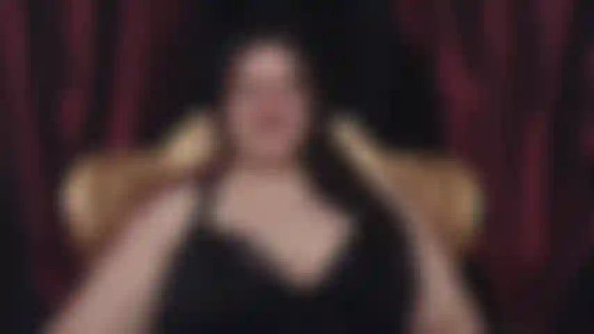 Vou falar pra sua namorada que você é viado :).