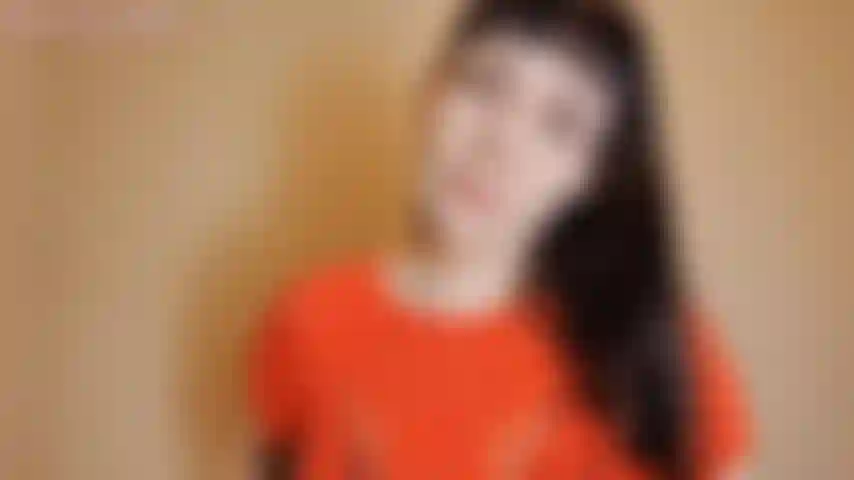 Um encontro bravo assa seu pinto pequeno.