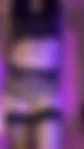 Experimentando calcinha cheetah.