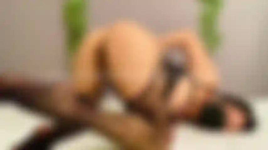 Andando de vibrador (vista traseira).