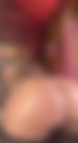 Little Hotwife  comes and Squirt over a BBC
